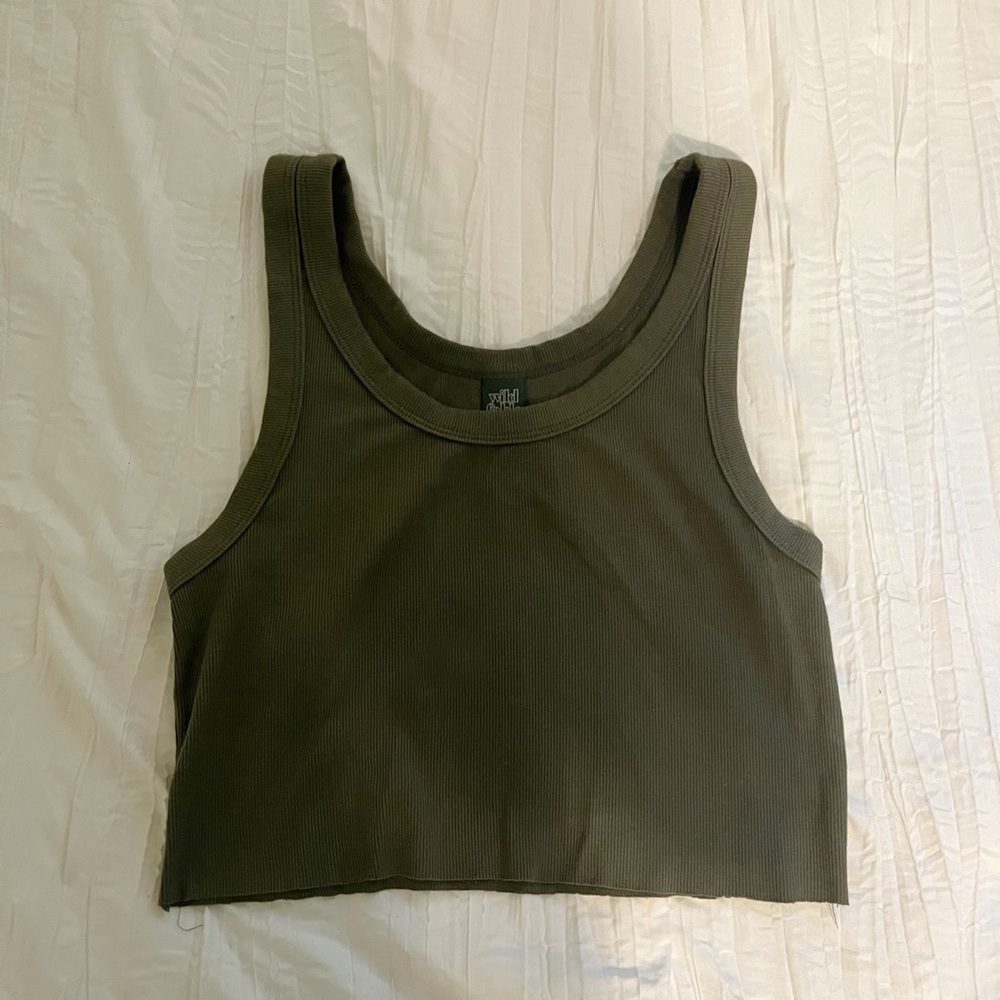 Cropped Ribbed Olive Green Tank